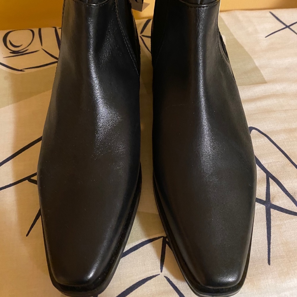ZARA Black Leather Ankle Boots - Picture 1 of 6
